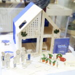 11.2018 Kielce. Muzeum Zabawek i Zabawy. Wystawa pokonkursowa „Zabawka Przyjazna Dziecku”. I miejsce dla Agnieszki Pluszczewicz za domek dla lalek / Jarosław Kubalski / Radio Kielce