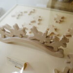 11.2018 Kielce. Muzeum Zabawek i Zabawy. Wystawa pokonkursowa „Zabawka Przyjazna Dziecku”. II miejsce dla Małgorzaty Klaklik za Misiowe bujadło / Jarosław Kubalski / Radio Kielce