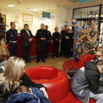 13.12.2018 Kielce. Choinka pod choinkę Radia Kielce. Policyjne drzewko powędrowało do Świętokrzyskiego Centrum Pediatrii / Jarosław Kubalski / Radio Kielce