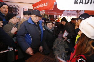 18.12.2018 Jędrzejów. Choinki dla słuchaczy Radia Kielce / Jarosław Kubalski / Radio Kielce