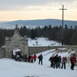 Droga Krzyżowa na Święty Krzyż / Marzena Mąkosa / Radio Kielce