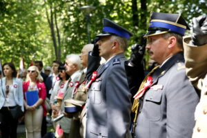 Obchody 227. rocznicy uchwalenia Konstytucji 3 Maja w parku im. Stanisława Staszica / Marzena Mąkosa / Radio Kielce