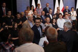 Premier Mateusz Morawiecki z wizytą w regionie świętokrzyskim / Marzena Mąkosa / Radio Kielce