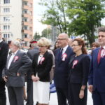 Odsłonięcie tablicy poświęconej żołnierzom 13. Pułku Ułanów Wileńskich na murach Wojewódzkiego Domu Kultury / Marzena Mąkosa / Radio Kielce