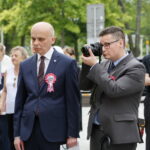 Odsłonięcie tablicy poświęconej żołnierzom 13. Pułku Ułanów Wileńskich na murach Wojewódzkiego Domu Kultury / Marzena Mąkosa / Radio Kielce