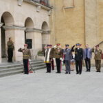 Odsłonięcie tablicy poświęconej żołnierzom 13. Pułku Ułanów Wileńskich na murach Wojewódzkiego Domu Kultury / Marzena Mąkosa / Radio Kielce