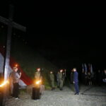 Uroczystości przy Kopcu Niepodległości. Złożenie ziemi przez  prezydenta Andrzeja Dudę  / Marzena Mąkosa / Radio Kielce