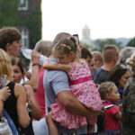 Przemarsz uczestników Marszu Szlakiem I Kompanii Kadrowej z asystą wojskową i orkiestrą z Oleandrów na Wawel / Marzena Mąkosa / Radio Kielce