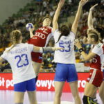 Młodzieżowe Mistrzostwa Świata kobiet do lat 18. Węgry - Rosja (finał) / Marzena Mąkosa / Radio Kielce