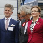 Spotkanie prezydenta RP, Andrzeja Dudy z parlamentarzystami i dziennikarzami w Targach Kielce. Na zdjęciu (od lewej): Krzysztof Słoń - senator RP, Andrzej Mochoń - prezes Targów Kielce, Agata Wojtyszek - wojewoda świętokrzyski  / Marzena Mąkosa / Radio Kielce