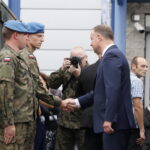 Spotkanie prezydenta RP, Andrzeja Dudy z parlamentarzystami i dziennikarzami w Targach Kielce. Na zdjęciu (po prawej): Andrzej Duda - prezydent RP / Marzena Mąkosa / Radio Kielce