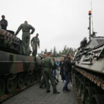 XXVI Międzynarodowy Salon Przemysłu Obronnego MSPO. Dzień otwarty dla zwiedzających / Marzena Mąkosa / Radio Kielce