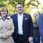 Promocja książki Edwarda Kusztala. Na zdjęciu od lewej Anna Krupka - poseł PiS i Dominik Tarczyński - poseł PiS / Marzena Mąkosa / Radio Kielce