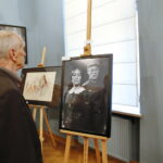 Promocja książki Edwarda Kusztala. Wystawa towarzysząca promocji książki / Marzena Mąkosa / Radio Kielce