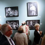 Promocja książki Edwarda Kusztala. Wystawa towarzysząca promocji książki / Marzena Mąkosa / Radio Kielce