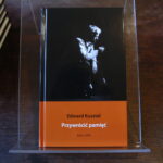 Promocja książki Edwarda Kusztala "Przywrócić pamięć" / Marzena Mąkosa / Radio Kielce