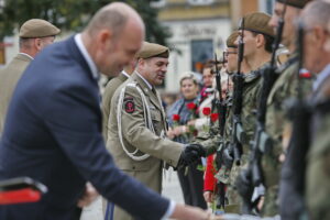 Przysięga żołnierzy Wojsk Obrony Terytorialnej / Marzena Mąkosa / Radio Kielce