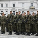 Przysięga żołnierzy Wojsk Obrony Terytorialnej / Marzena Mąkosa / Radio Kielce