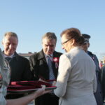 Obchody Święta Niepodległości. Wręczenie odznaczeń państwowych, medali okolicznościowych na 100-lecie niepodległości. Odznaczenie otrzymuje Wojciech Lubawski - prezydent Kielc  / Marzena Mąkosa / Radio Kielce