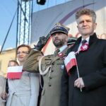 Obchody Święta Niepodległości. Na zdjęciu (od lewej): Maria Zuba - poseł PiS, Agata Wojtyszek - wojewoda świętokrzyski, płk Paweł Chabielski - dowódca CPdMZ i Krzysztof Słoń - senator RP / Marzena Mąkosa / Radio Kielce