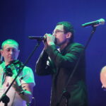 VII Ogólnopolski Festiwal Piosenki Poetyckiej i Turystycznej "Przy Kominku". Kiermasz Świąteczny, Giełda winyli i płyt CD / Marzena Mąkosa / Radio Kielce