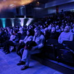 VII Ogólnopolski Festiwal Piosenki Poetyckiej i Turystycznej "Przy Kominku". Kiermasz Świąteczny, Giełda winyli i płyt CD / Marzena Mąkosa / Radio Kielce