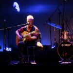 VII Ogólnopolski Festiwal Piosenki Poetyckiej i Turystycznej "Przy Kominku". Kiermasz Świąteczny, Giełda winyli i płyt CD / Marzena Mąkosa / Radio Kielce