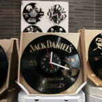 VII Ogólnopolski Festiwal Piosenki Poetyckiej i Turystycznej "Przy Kominku". Kiermasz Świąteczny, Giełda winyli i płyt CD / Marzena Mąkosa / Radio Kielce