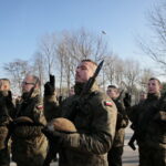 Przysięga żołnierzy Wojsk Obrony Terytorialnej / Marzena Mąkosa / Radio Kielce