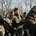 Przysięga żołnierzy Wojsk Obrony Terytorialnej / Marzena Mąkosa / Radio Kielce