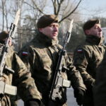 Przysięga żołnierzy Wojsk Obrony Terytorialnej / Marzena Mąkosa / Radio Kielce