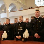 Msza święta w parafii św. Franciszka z Asyżu w Kielcach. Poświęcenie sztandaru / Marzena Mąkosa / Radio Kielce