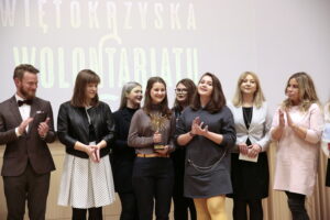 Gala wręczenia statuetek "Laur wolontariatu" / Marzena Mąkosa / Radio Kielce