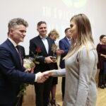 Gala wręczenia statuetek "Laur wolontariatu" / Marzena Mąkosa / Radio Kielce