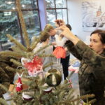 Choinka Centrum Przygotowań do Misji Zagranicznych w Kielcach / Marzena Mąkosa / Radio Kielce