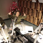 Akcja "Choinka pod choinkę 2018". Dzień pierwszy. Na zdjęciu (od lewej): ppor. Anna Czekaj, por. Katarzyna Rzadkowska, Stanisław Blinstrub - Radio Kielce / Marzena Mąkosa / Radio Kielce