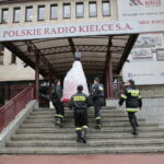 Akcja "Choinka pod choinkę 2018". Choinka Straży Pożarnej / Marzena Mąkosa / Radio Kielce