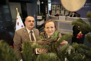 Akcja "Choinka pod choinkę". Drzewko przygotowane przez leśników / Marzena Mąkosa / Radio Kielce