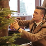 Akcja "Choinka pod choinkę". Drzewko przygotowane przez leśników / Marzena Mąkosa / Radio Kielce