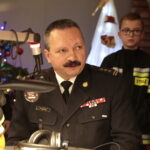 Radio Kielce. "Choinka pod choinkę 2018". Finał trzeciego dnia. Na zdjęciu: st. bryg. Robert Sabat - zastępca komendanta wojewódzkiego PSP w Kielcach / Marzena Mąkosa / Radio Kielce