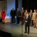 Wigilia służb mundurowych w Wojewódzkim Domu Kultury. Senator Jarosław Rusiecki / Marzena Mąkosa / Radio Kielce