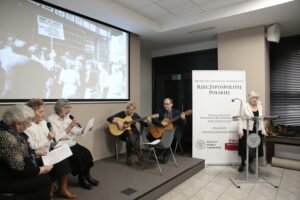 Obchody 37. rocznicy wprowadzenia stanu wojennego. Spotkanie w Przystanku Historia Centrum Edukacyjnym IPN / Marzena Mąkosa / Radio Kielce