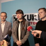 Konferencja stowarzyszenia Kukiz'15. Na zdjęciu (od lewej): Rafał Włodarczyk; Magdalena Fogiel - Litwinek, prezes Kukiz’15 i Łukasz Wasilewski / Marzena Mąkosa / Radio Kielce