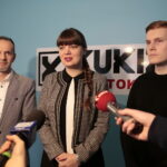 Konferencja stowarzyszenia Kukiz'15. Na zdjęciu (od lewej): Rafał Włodarczyk; Magdalena Fogiel - Litwinek, prezes Kukiz’15 i Łukasz Wasilewski / Marzena Mąkosa / Radio Kielce