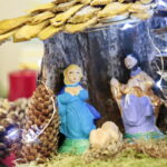 Bożonarodzeniowy kiermasz w urzędzie marszałkowskim / Marzena Mąkosa / Radio Kielce