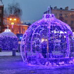 Ostrowiec. Iluminacje świąteczne / Marzena Mąkosa / Radio Kielce