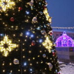 Ostrowiec. Iluminacje świąteczne / Marzena Mąkosa / Radio Kielce