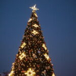 Ostrowiec. Iluminacje świąteczne / Marzena Mąkosa / Radio Kielce