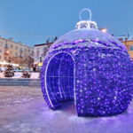 Ostrowiec. Iluminacje świąteczne / Marzena Mąkosa / Radio Kielce