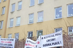 Akcja protestacyjna urzędników prokuratury RP / Marzena Mąkosa / Radio Kielce